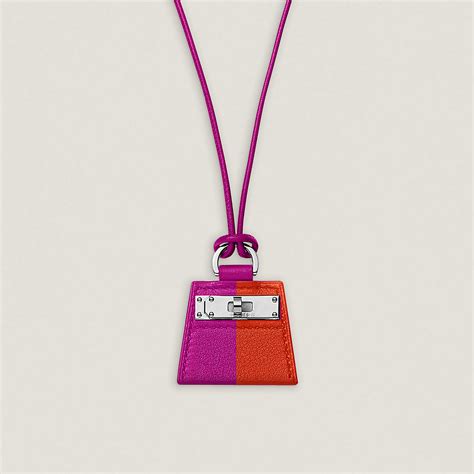 hermes monpetit kelly pendant